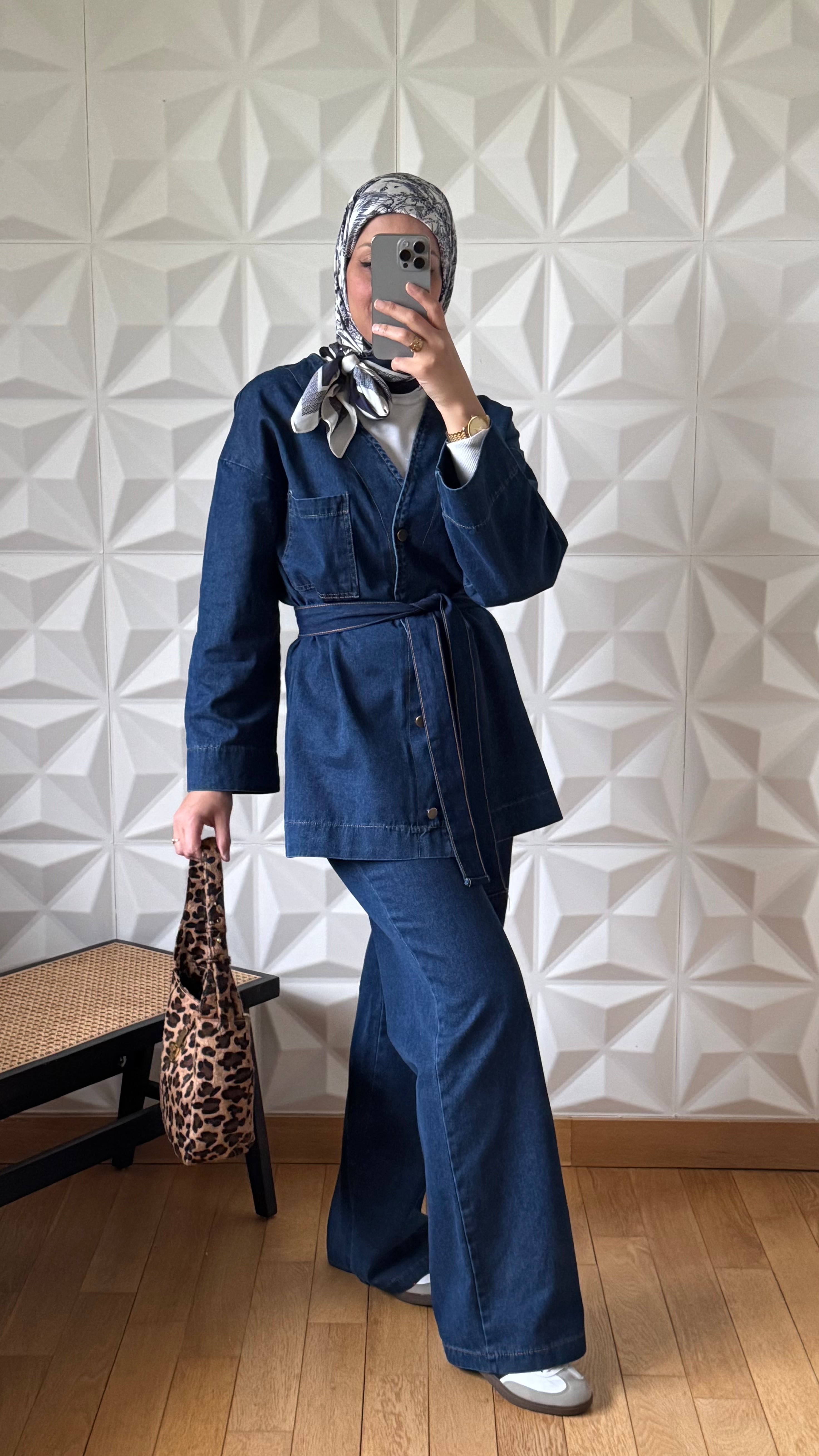 Ensemble Veste en Jean Nouée à la Taille et Pantalon Large